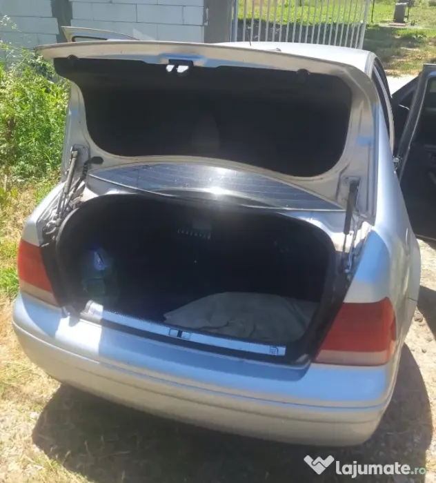Vând Volkswagen Bora