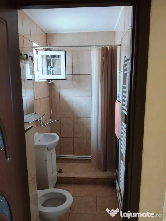 Vând apartament