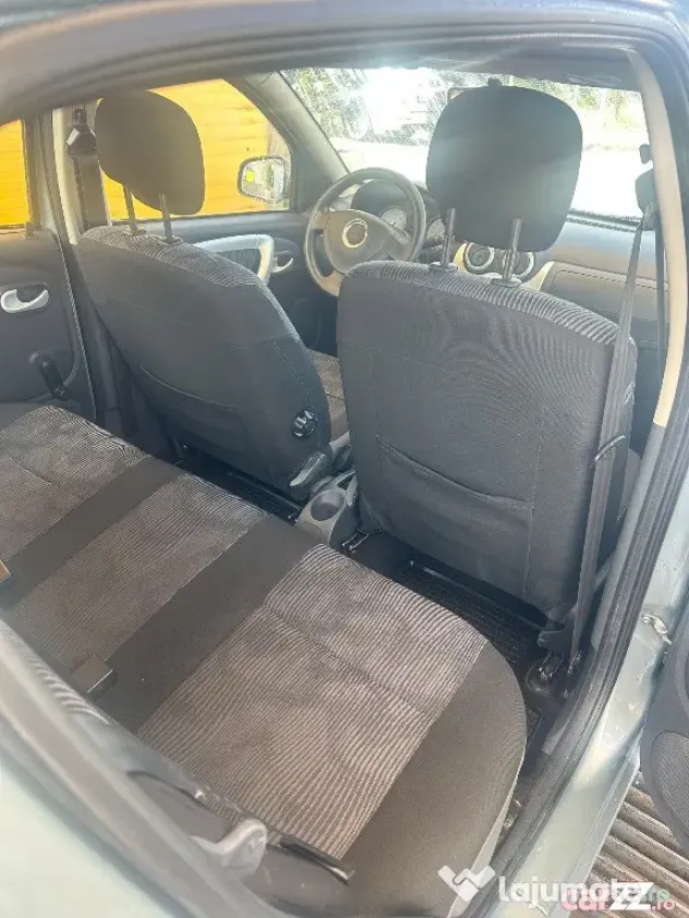 Dacia Sandero 1.4 Benzina | 86.000 km Reali | Aer Condiționat & Servodirecț