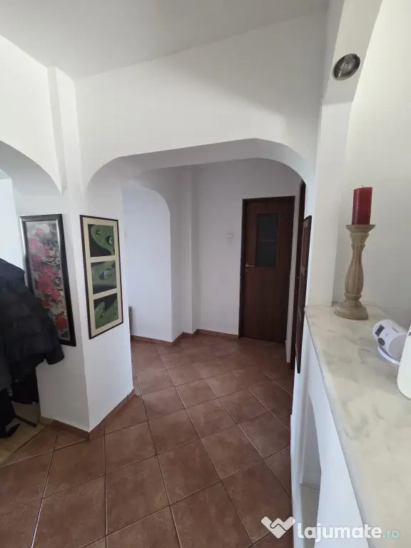 Apartament de vânzare