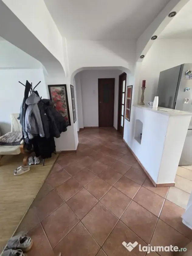 Apartament de vânzare