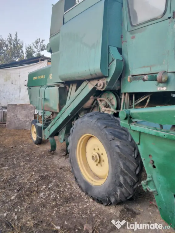 Dezmembrare combina John Deer 630
