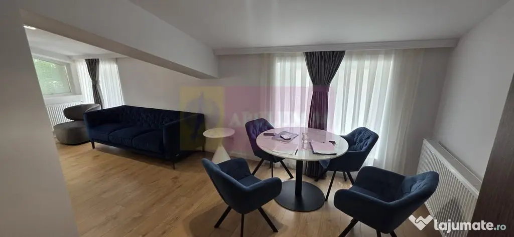 Apartament cu 2 bai si loc de parcare in Sinaia
