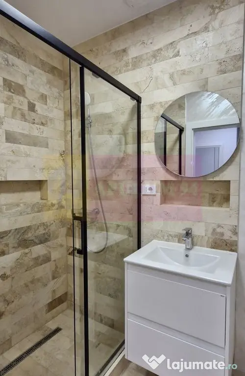 Apartament cu 2 bai si loc de parcare in Sinaia