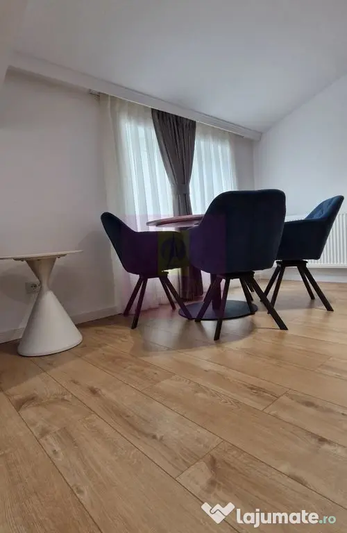 Apartament cu 2 bai si loc de parcare in Sinaia