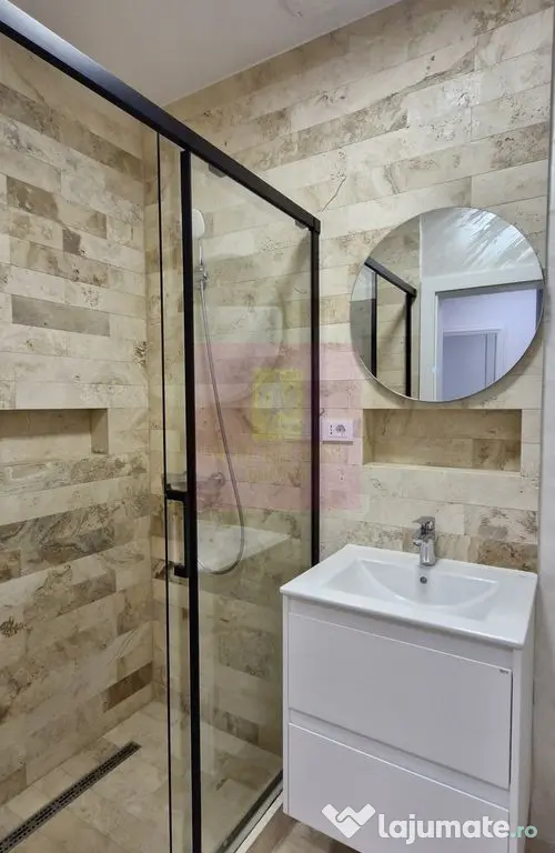 Apartament cu 2 bai si loc de parcare in Sinaia