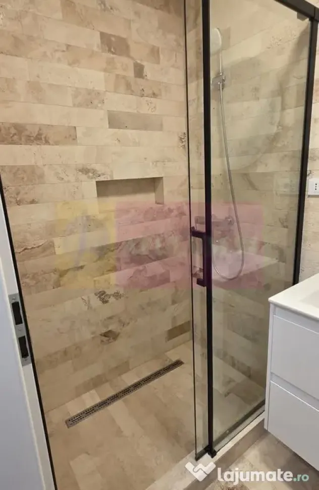 Apartament cu 2 bai si loc de parcare in Sinaia