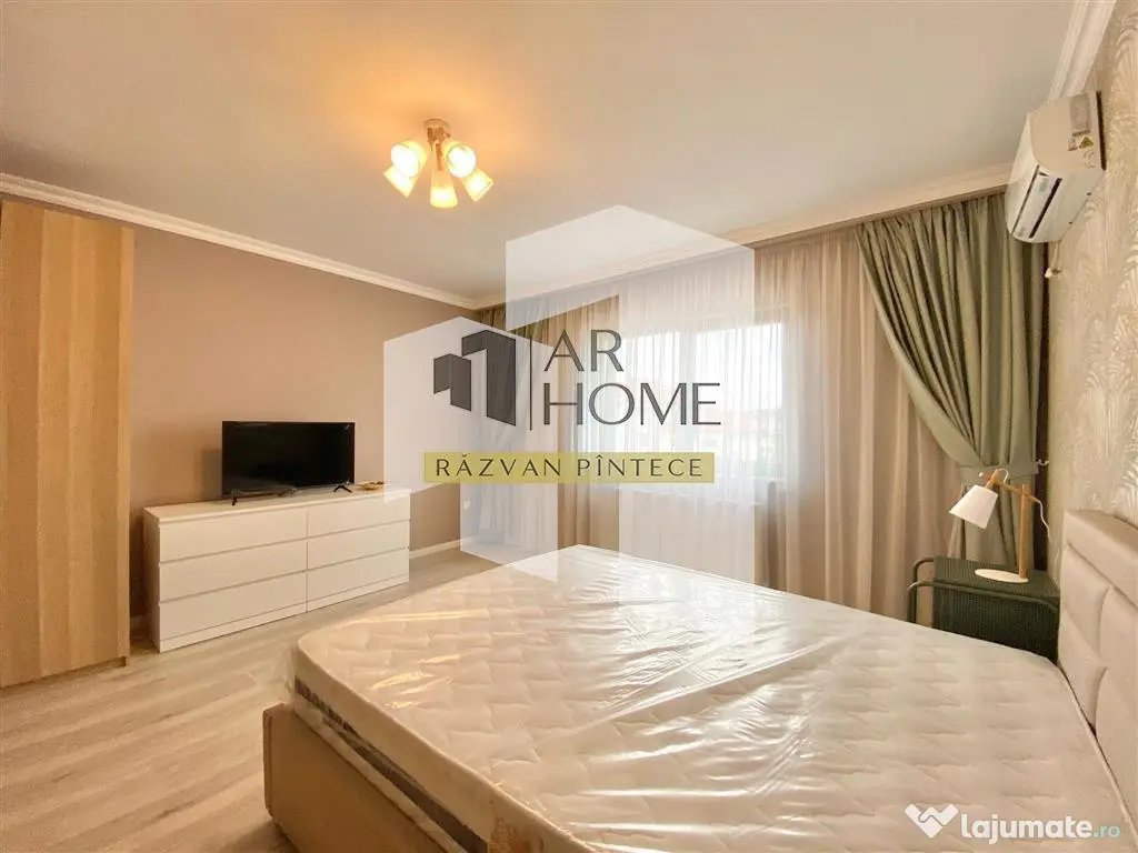 Apartament 2 camere lux, terasa 25 mp, parcare, Albert Ploie