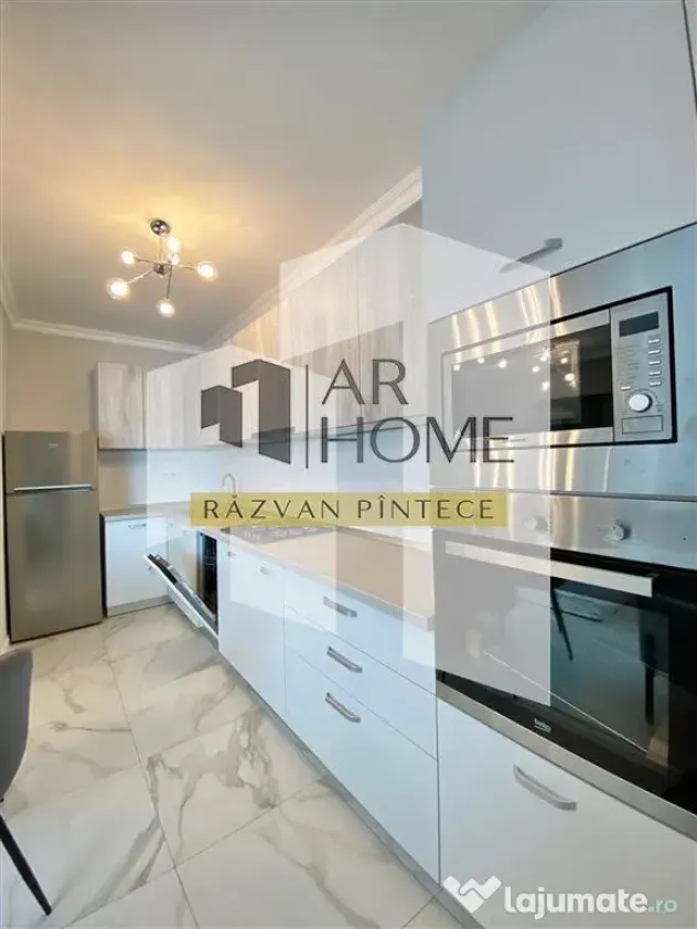 Apartament 2 camere lux, terasa 25 mp, parcare, Albert Ploie