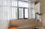 Apartament 2 camere, etaj 3, zonă excelentă, Trivale – S