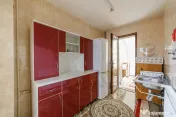 Apartament 2 camere, etaj 3, zonă excelentă, Trivale – S