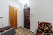 Apartament 2 camere, etaj 3, zonă excelentă, Trivale – S