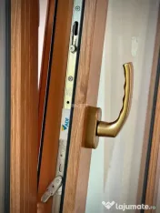 Casă individuală cu 4 camere și 2 băi - 1000MP teren, B?