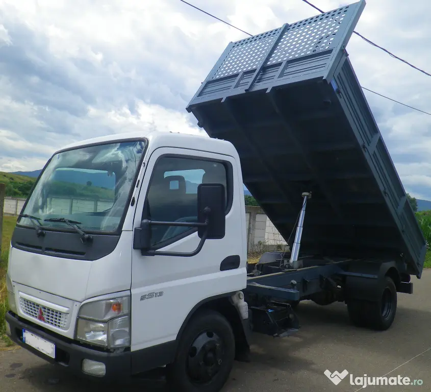 Mitsubishi Canter trilateral basculabil