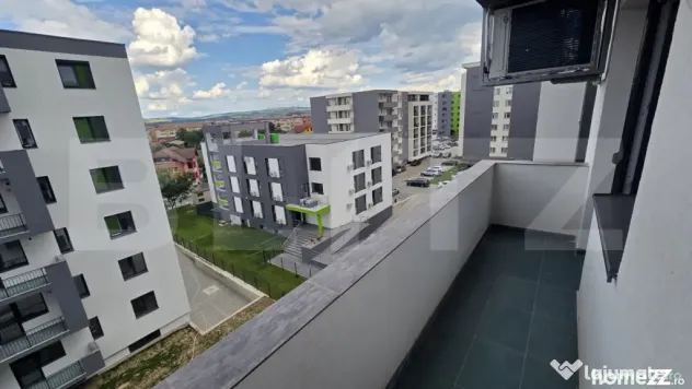 Apartament cu 3 camere, 65 mp, 2 băi și balcon, prima înc - Alba Iulia (Alba)