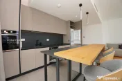 UPsite 3-Room Apartment | Parking & Storage | 100 sqm | Prom 