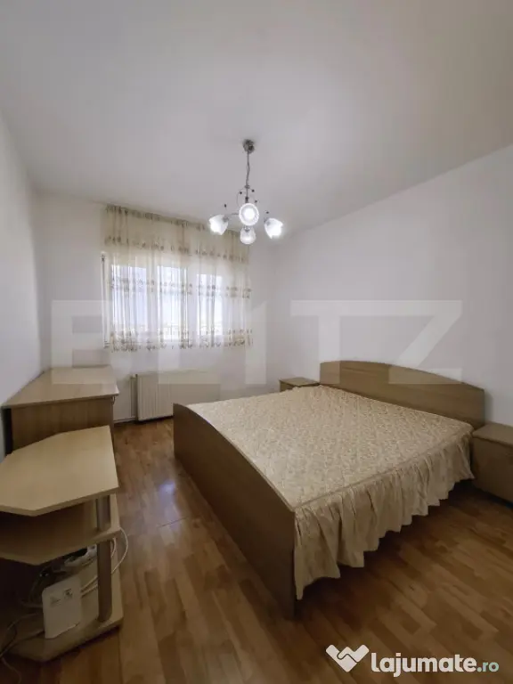 Apartament 3 camere, 66 mp, 2 locuri de parcare, zona Calea