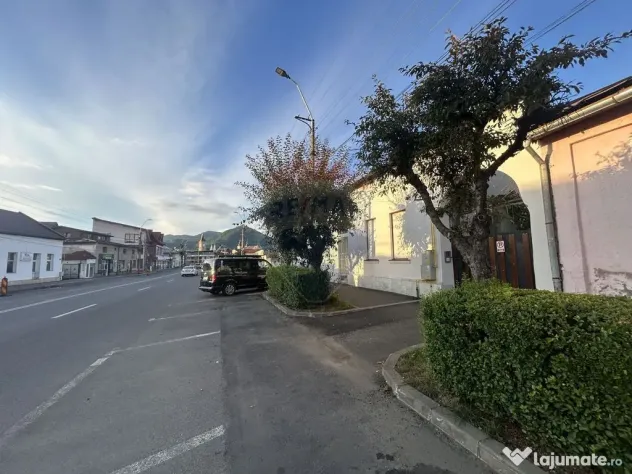 Spațiu Comercial de Închiriat | Orasul Vechi Baia Mare ...