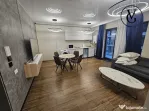 Prima Linie |Vedere laterală la mare | 67m2 Utili Mamaia No