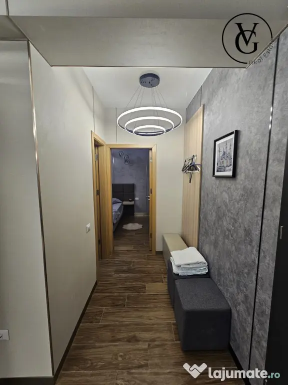 Prima Linie |Vedere laterală la mare | 67m2 Utili Mamaia No