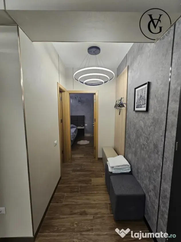 Prima Linie |Vedere laterală la mare | 67m2 Utili Mamaia No