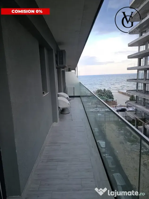 Prima Linie |Vedere laterală la mare | 67m2 Utili Mamaia No