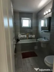 Apartament cu 2 camere decomandat, cu balcon si loc de parca