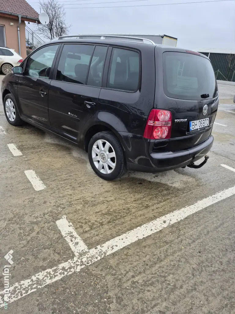 VOLKSWAGEN Touran 2005 — imagine 6