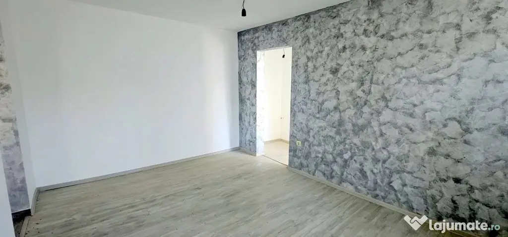 De vanzare apartament cu 2 camere, renovat, etaj9, Viziru...