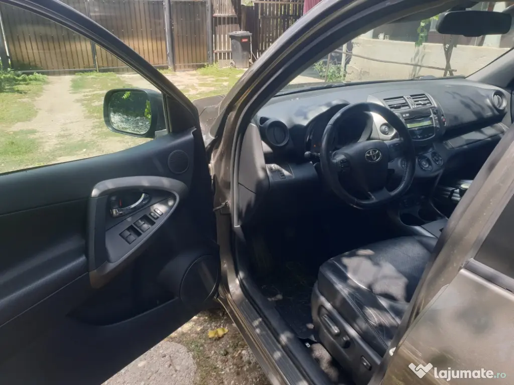 TOYOTA Unknown Model 2010 — imagine 7
