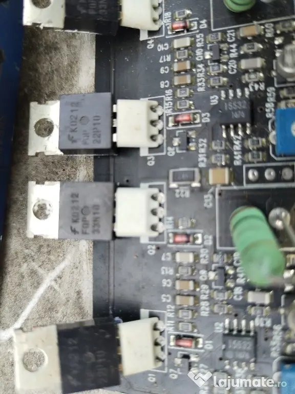 plăci amplificatoare bass auto 12v