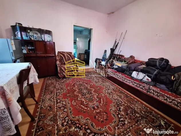 Casă singur în curte – Mureș – Livezeni – Zona L...