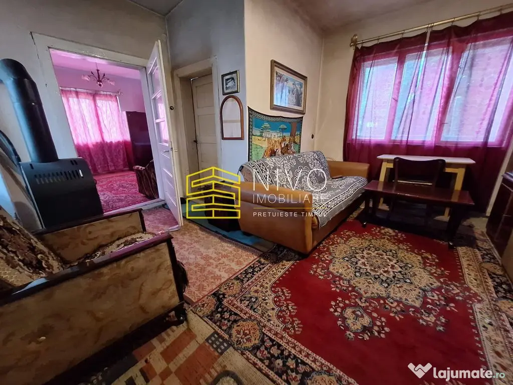 Casă singur în curte – Mureș – Livezeni – Zona L...