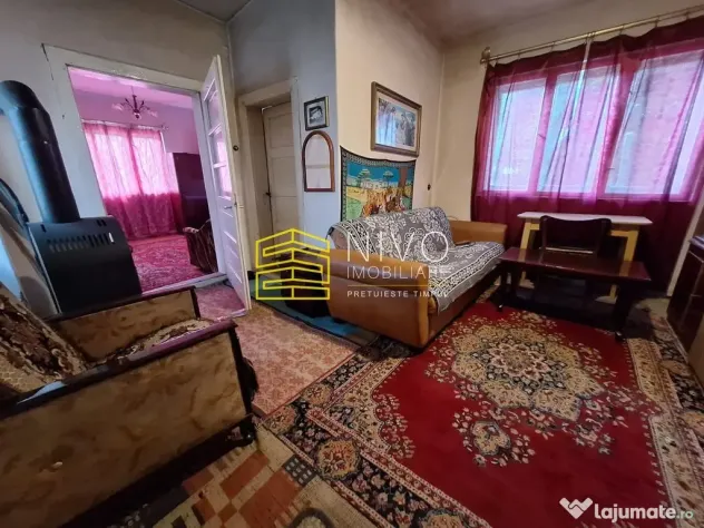 Casă singur în curte – Mureș – Livezeni – Zona L...