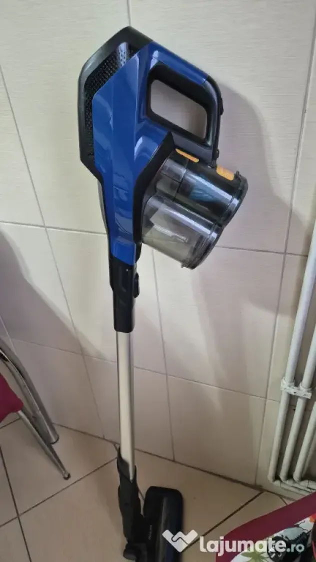 Aspirator Philips vertical fără fir