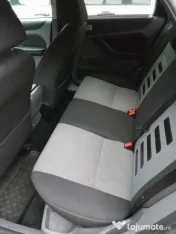 ford focus 1.6 tdci an 2011 limuzina 