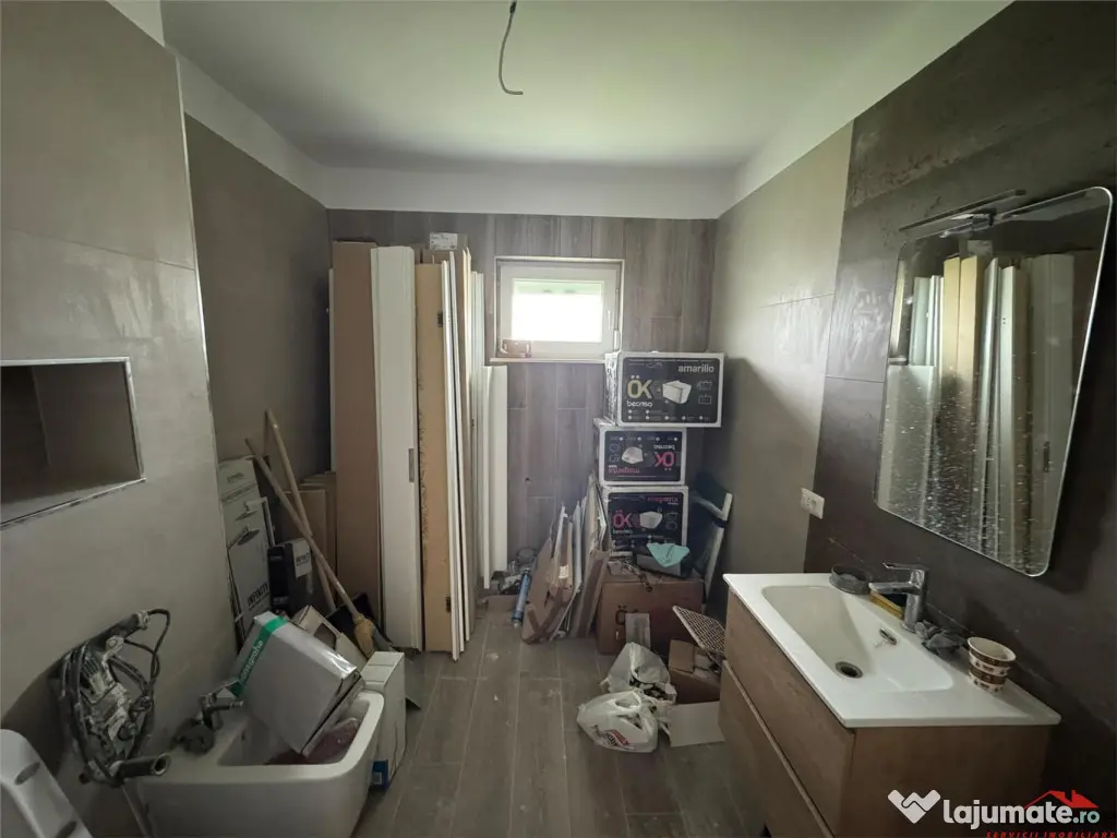 Sp comercial bloc nou, Expres Residence, 100 mp, 2 bai