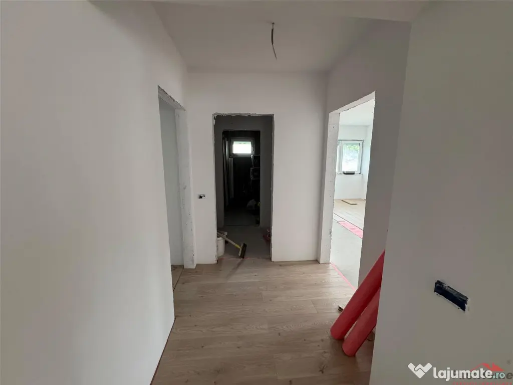 Sp comercial bloc nou, Expres Residence, 100 mp, 2 bai