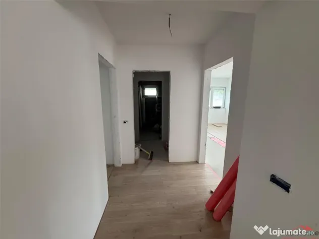 Sp comercial bloc nou, Expres Residence, 100 mp, 2 bai