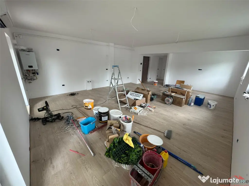 Sp comercial bloc nou, Expres Residence, 100 mp, 2 bai