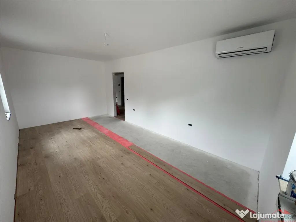 Sp comercial bloc nou, Expres Residence, 100 mp, 2 bai