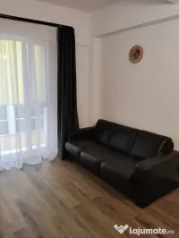 Garsonieră de vânzare- 30,6 m²