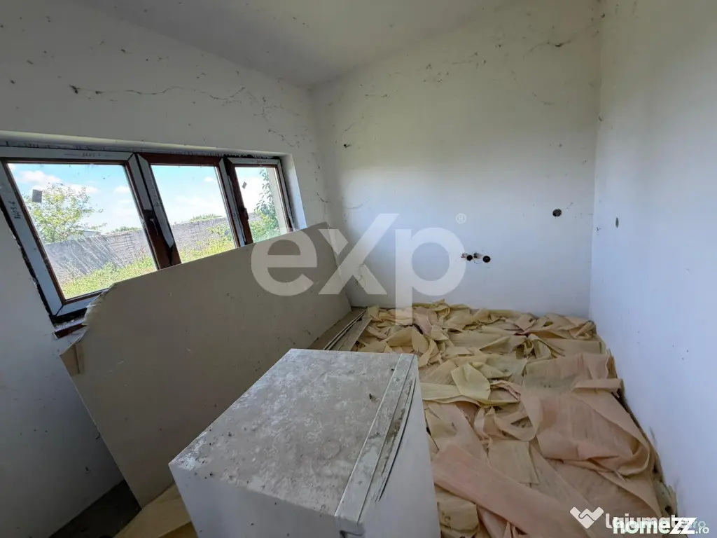 Casa spatioasa cu 5 dormitoare, Teren 1000mp, Butimanu -Ungu - Butimanu (Dambovita)