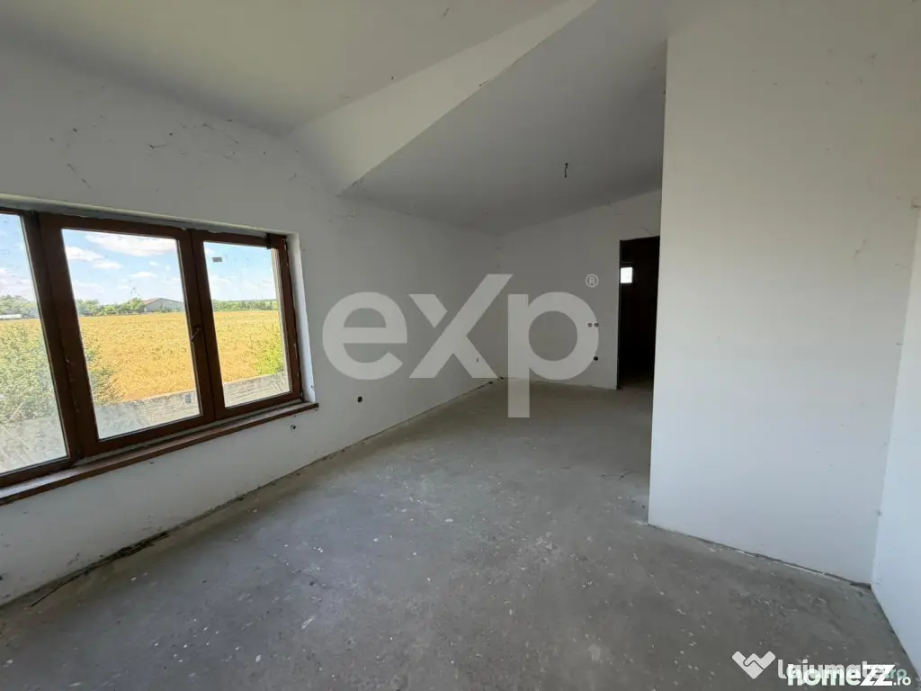 Casa spatioasa cu 5 dormitoare, Teren 1000mp, Butimanu -Ungu - Butimanu (Dambovita)