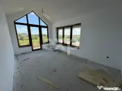 Casa spatioasa cu 5 dormitoare, Teren 1000mp, Butimanu -Ungu 