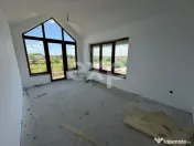 Casa spatioasa cu 5 dormitoare, Teren 1000mp, Butimanu -Ungu