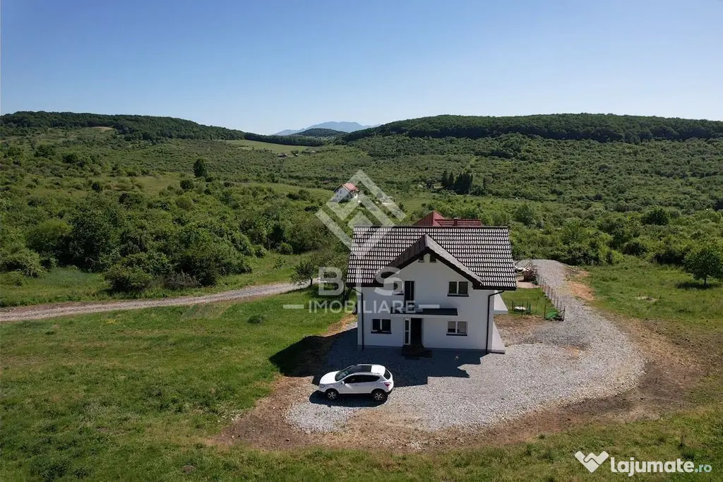 Vilă S+P+M de Vânzare | Bistrița, Zona DN17C (lângă Pico Verde) - Bistrita (Bistrita-Nasaud)