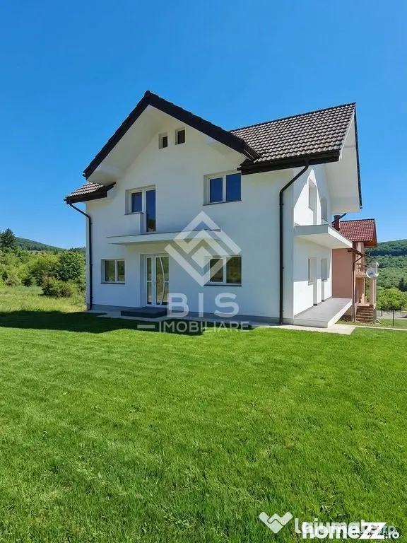 Vilă S+P+M de Vânzare | Bistrița, Zona DN17C (lângă Pico Verde) - Bistrita (Bistrita-Nasaud)