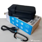 Baterie Externa Solara, Power Bank 8000 mAh, 4 Panouri,Lightning, Waterproof
