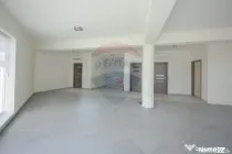 De închiriat – Spațiu comercial cu depozit, 456 mp, z...